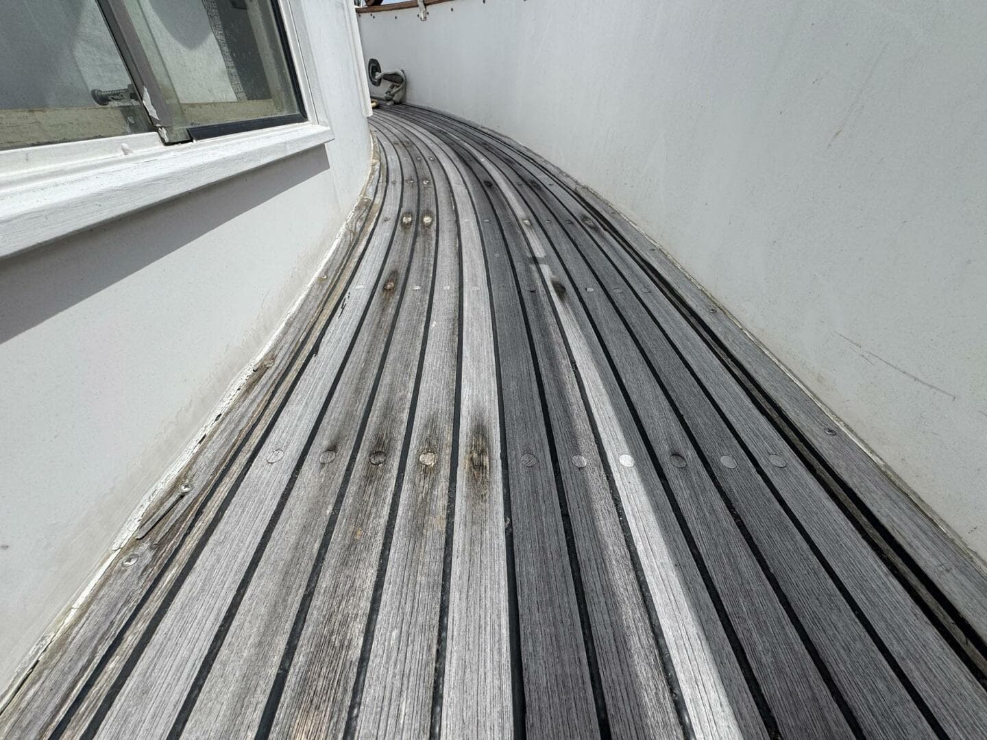 1989 Grand Banks 42 Motor Yacht