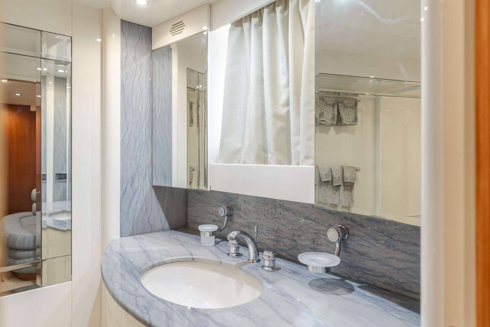 2005 Azimut 85 Ultimate