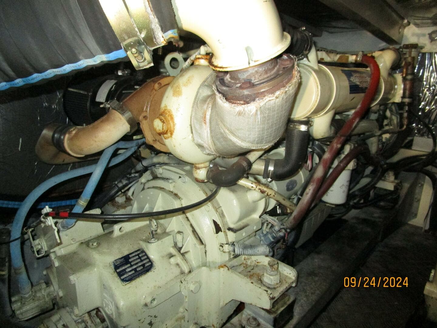 47' Sealine port main engine