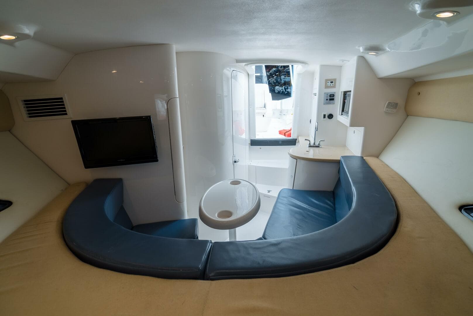 2010 Intrepid 370 Cuddy