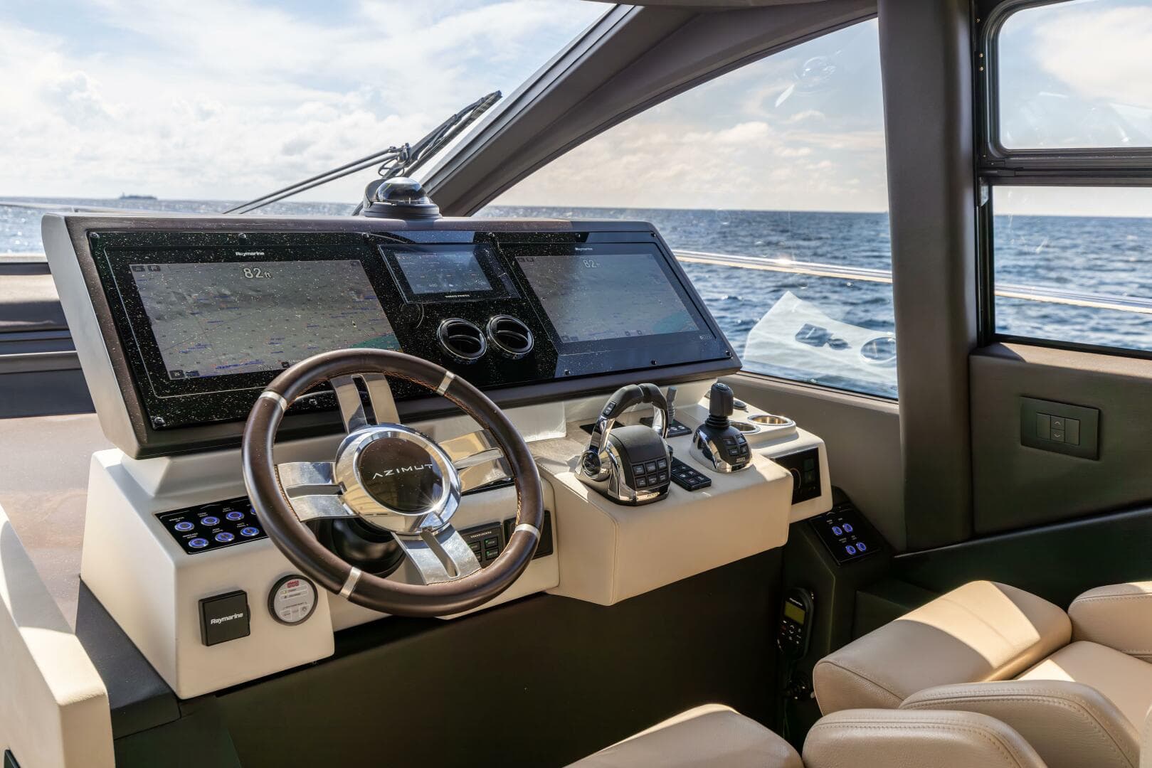 2021 Azimut S6 Sport Fly