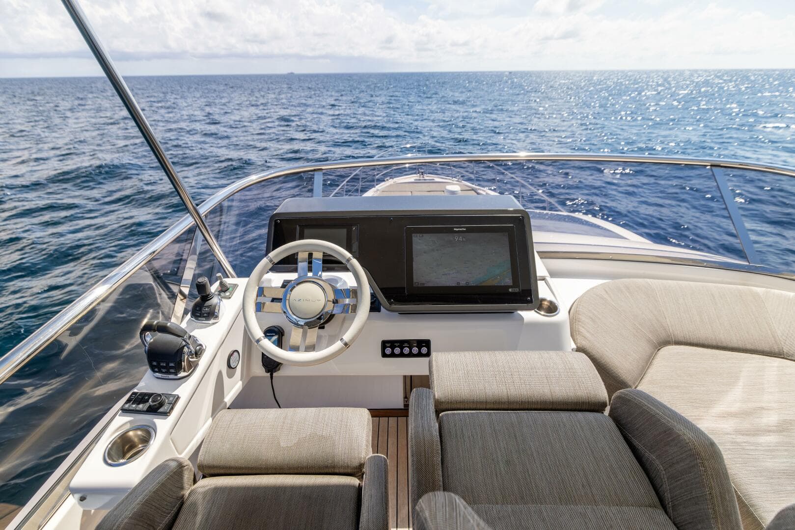 2021 Azimut S6 Sport Fly