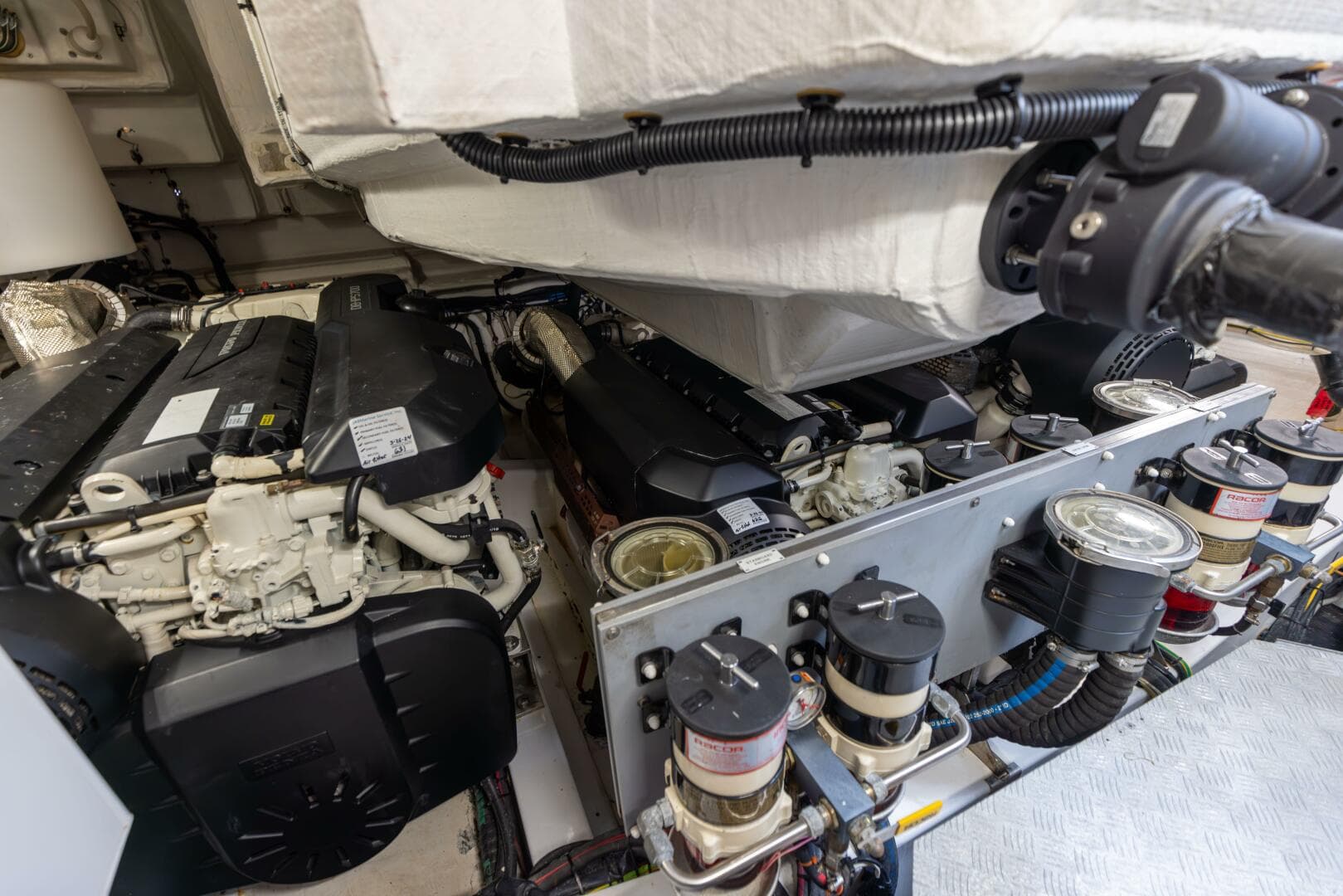 2021 Azimut S6 Sport Fly