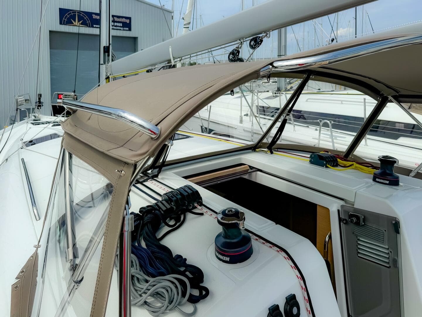2023 Jeanneau Sun Odyssey 440 #442
