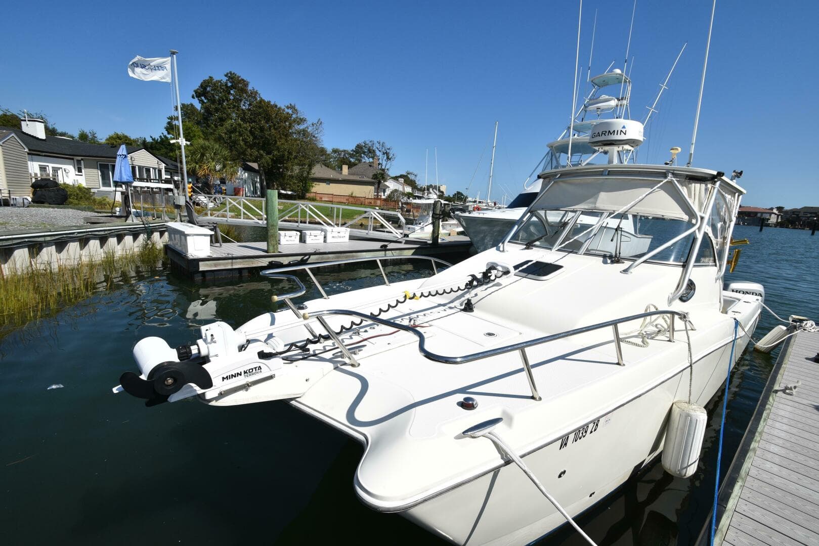 2003 World Cat 270 EC