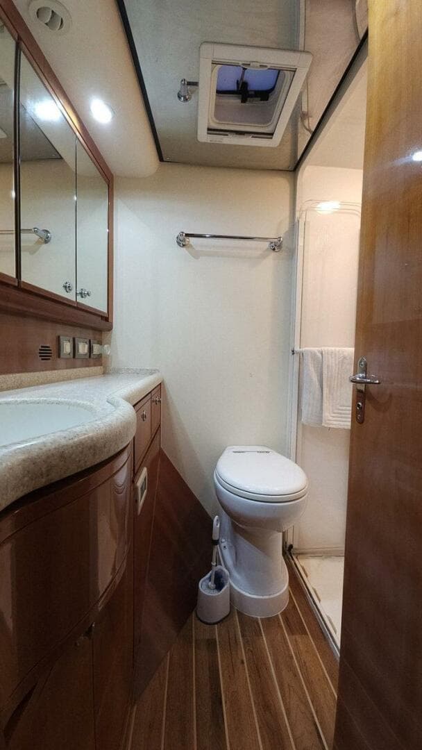 2006 Bertram 510 Convertible