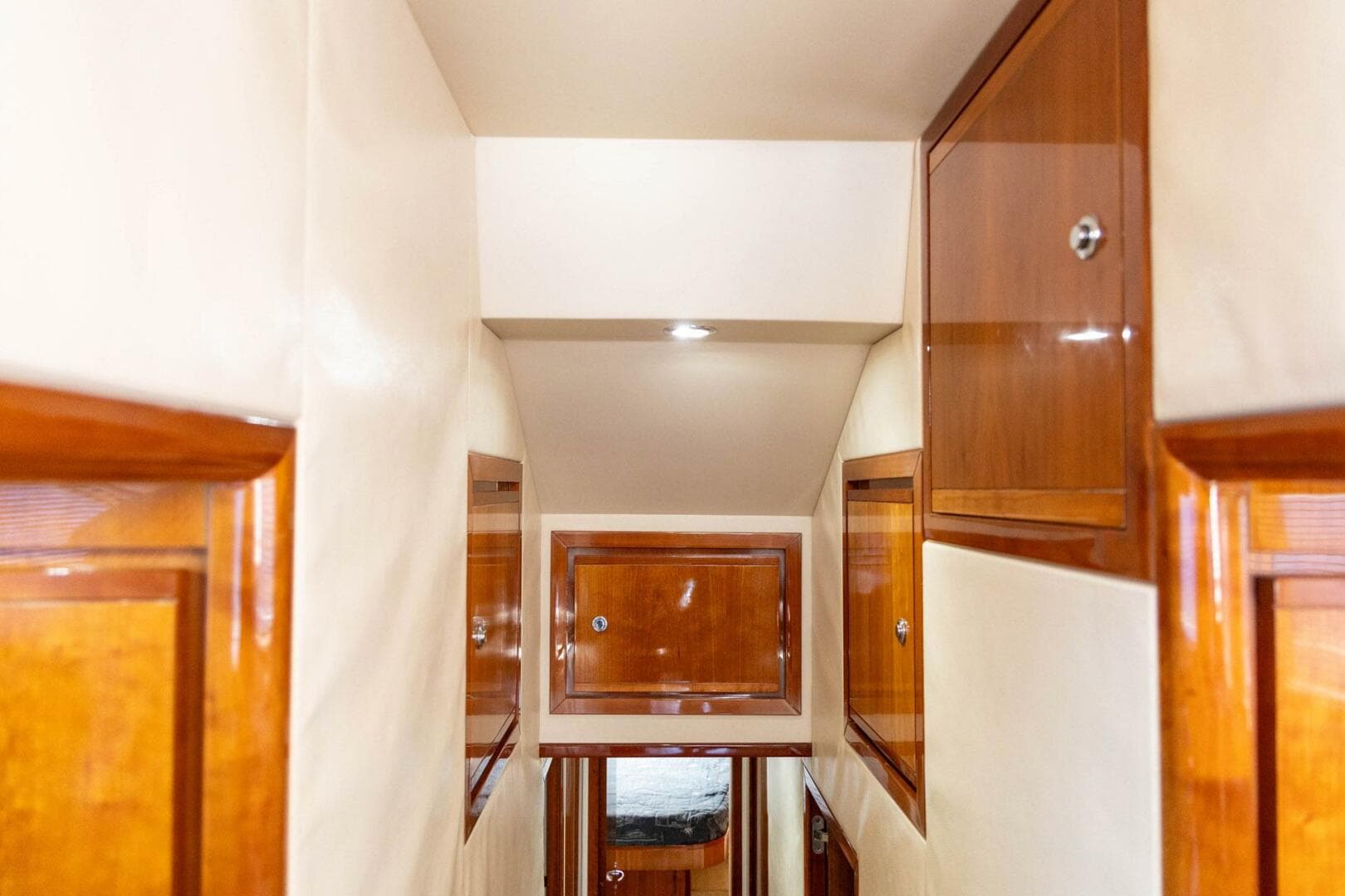 2006 Bertram 510 Convertible