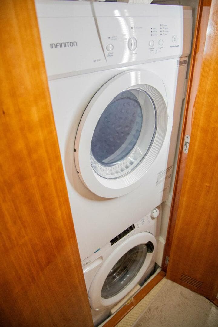 2006 Bertram 510 Convertible