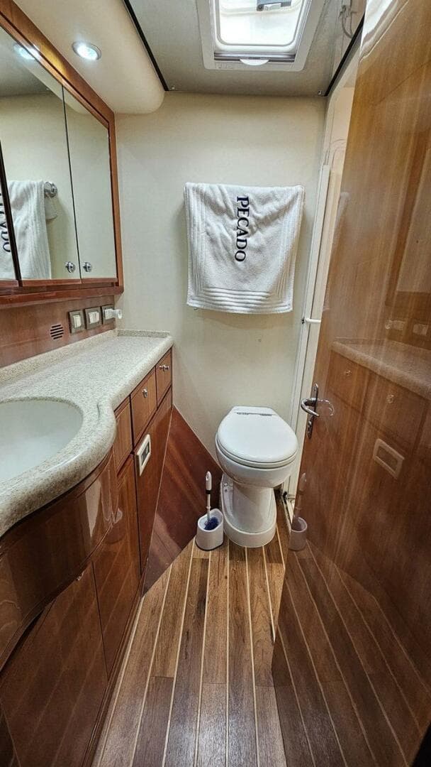 2006 Bertram 510 Convertible