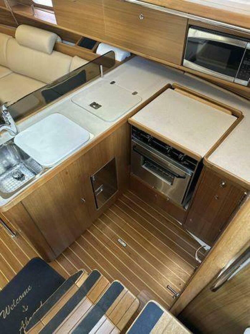 2013 Catalina 355