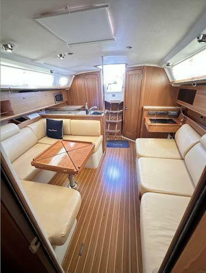 2013 Catalina 355