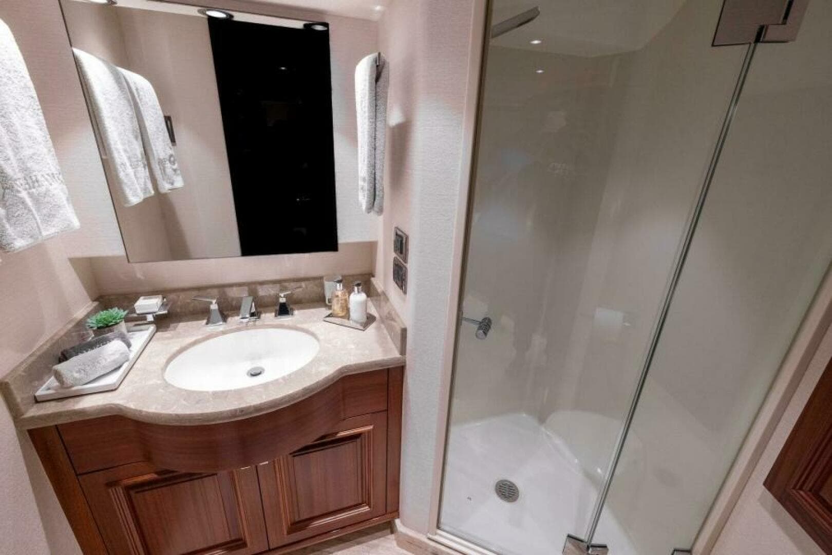 2014 Westport Motoryacht