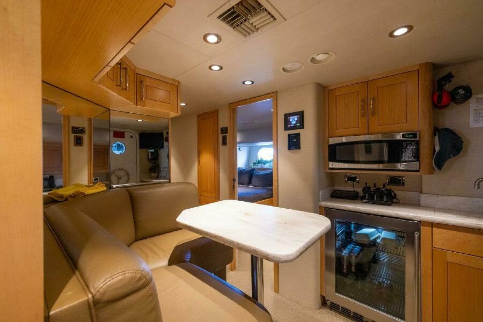 2014 Westport Motoryacht