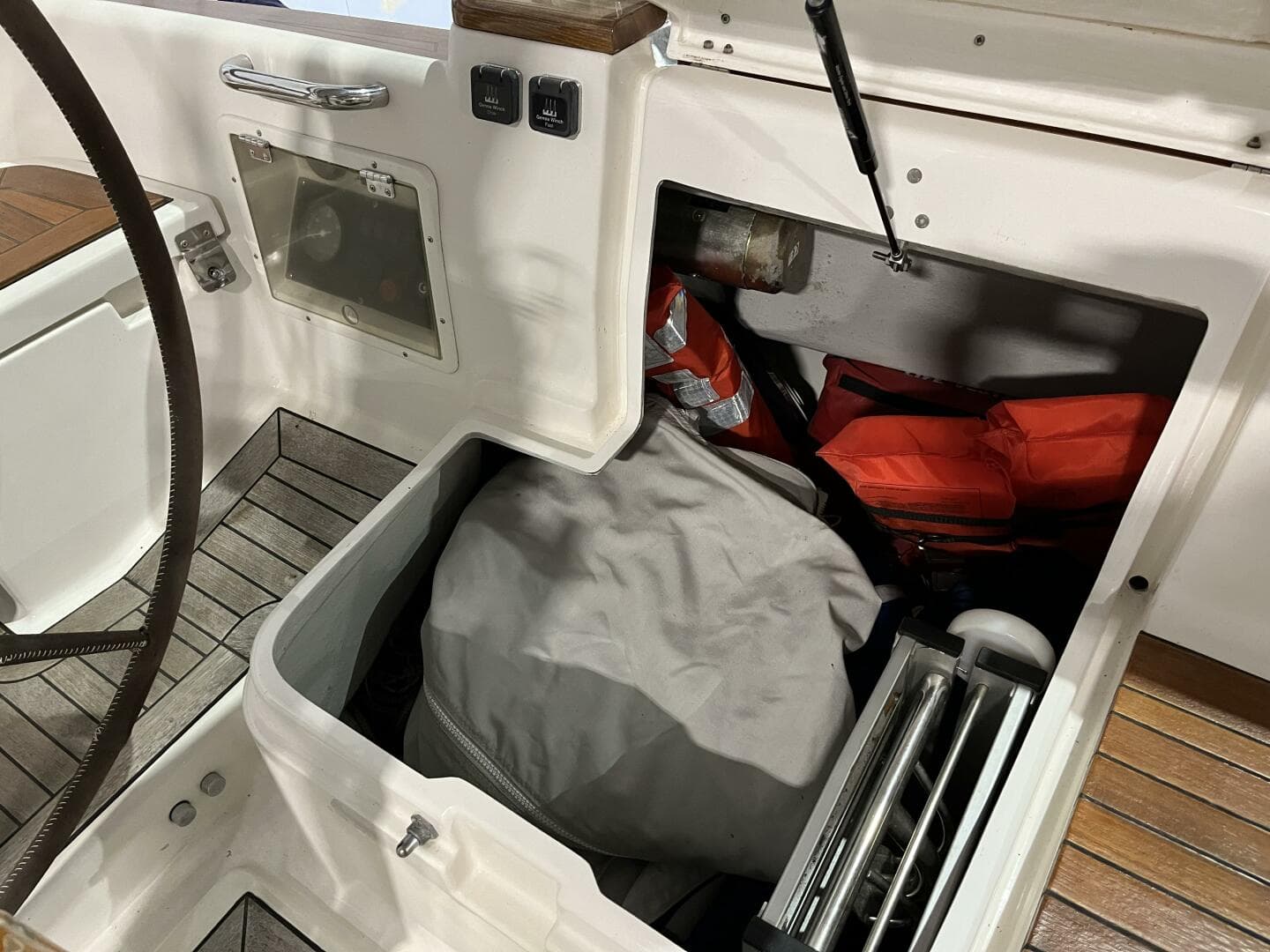 2003 Fantasi 44 Pilot House