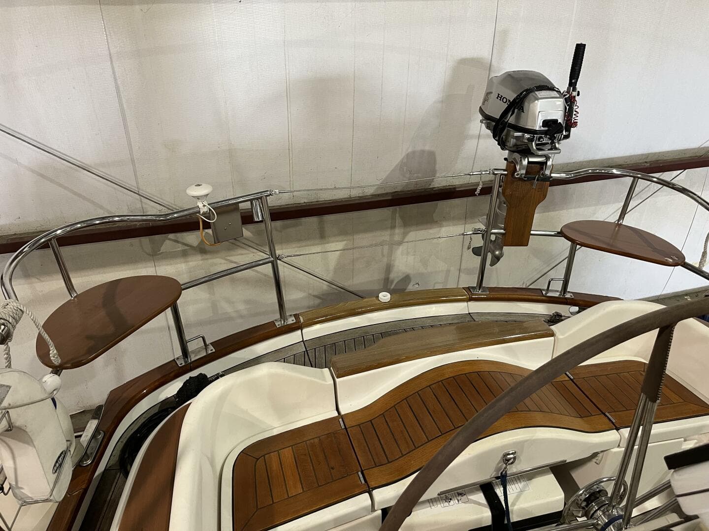 2003 Fantasi 44 Pilot House