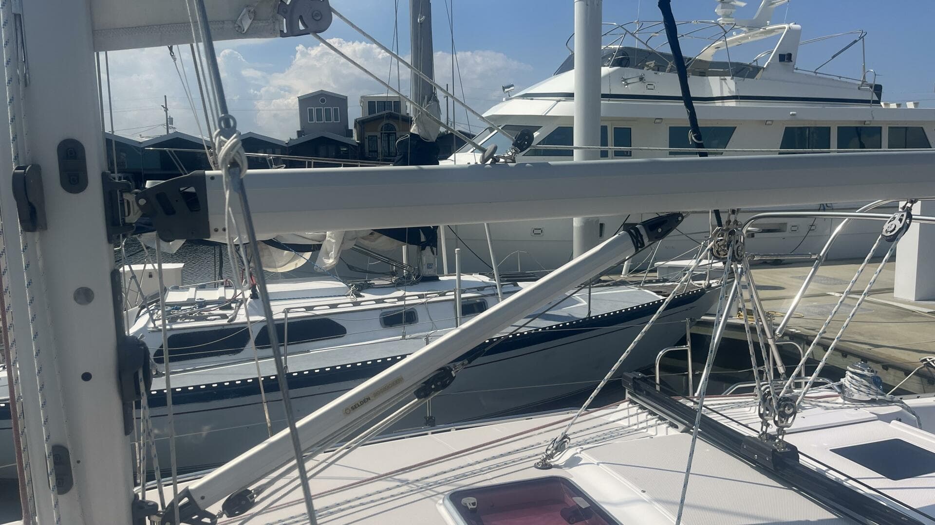 2014 Catalina 385