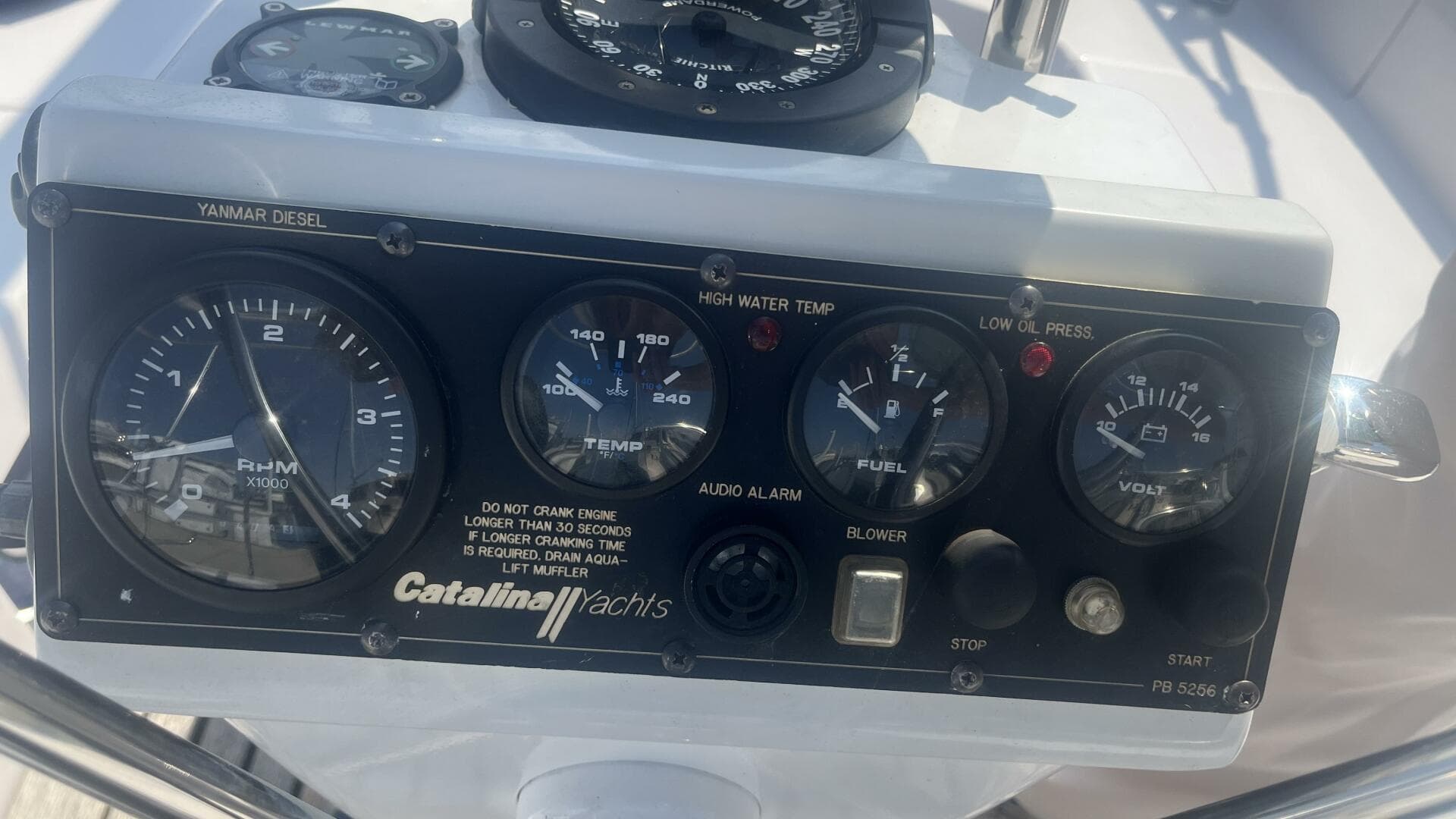 2014 Catalina 385