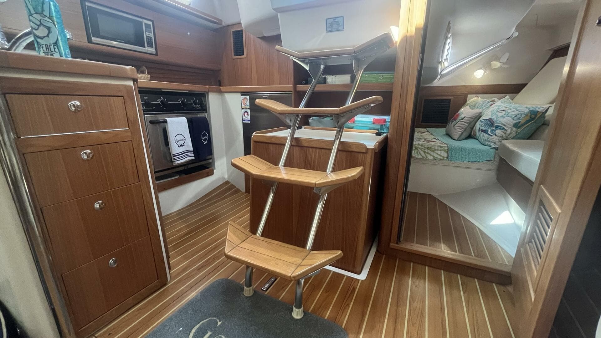 2014 Catalina 385