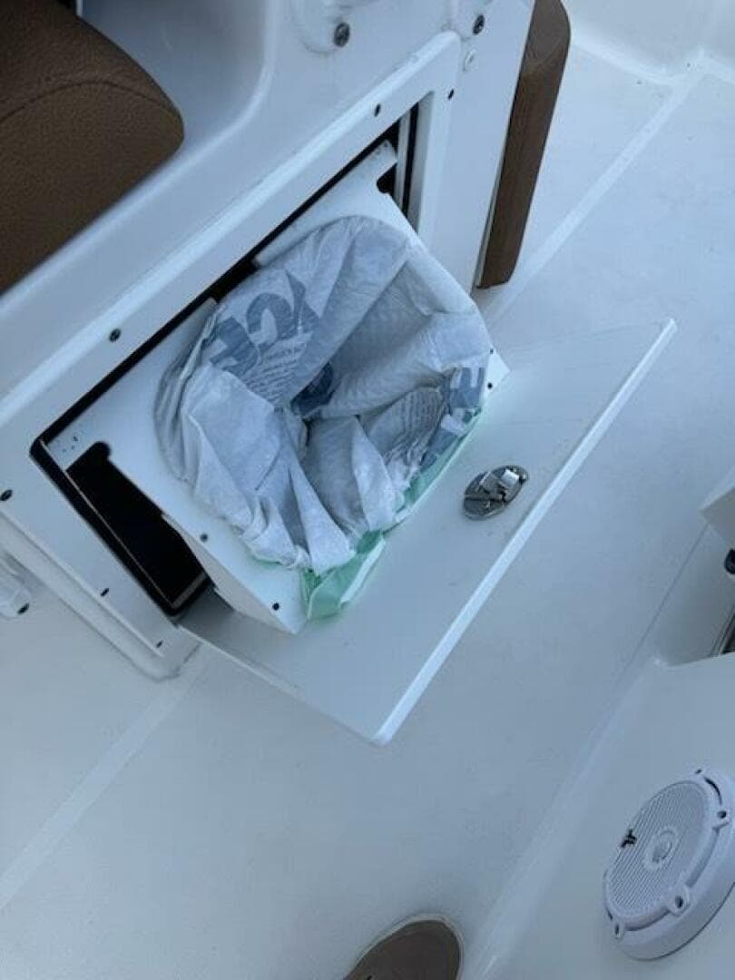 2022 Sea Hunt 265 Ultra