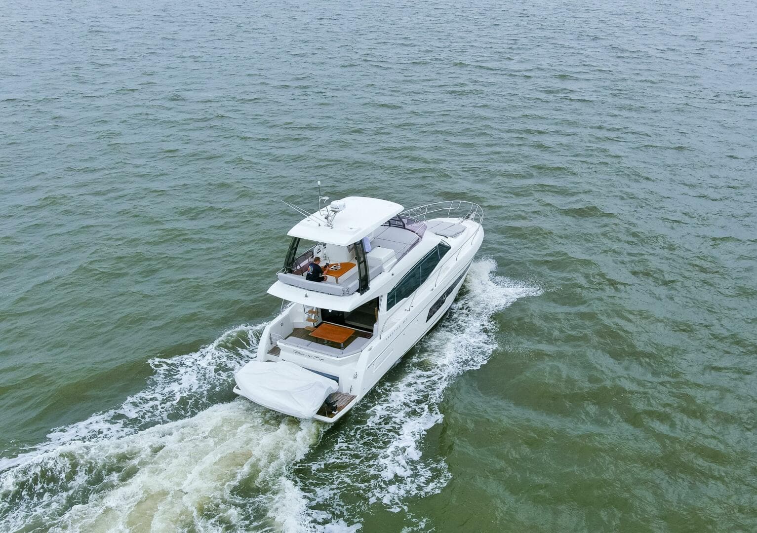 2023 Prestige 460 Flybridge "Pass-N-Bye"
