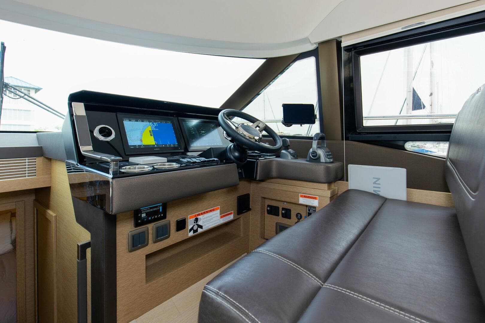 2023 Prestige 460 Flybridge "Pass-N-Bye"