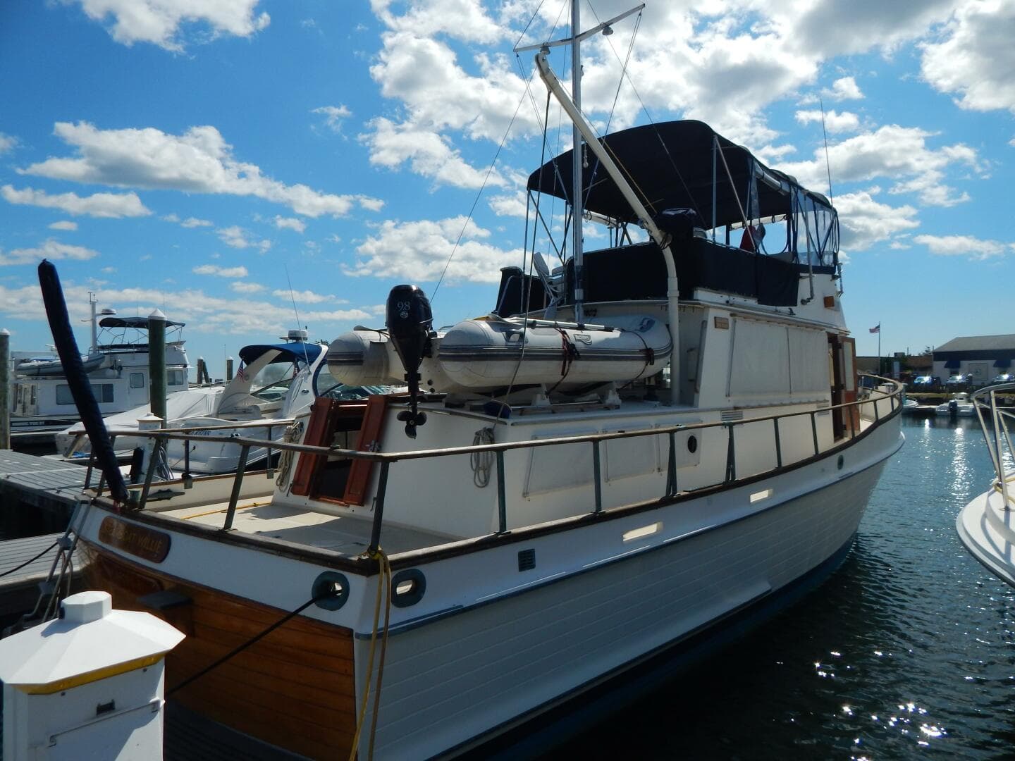 1976 Grand Banks 42 Classic