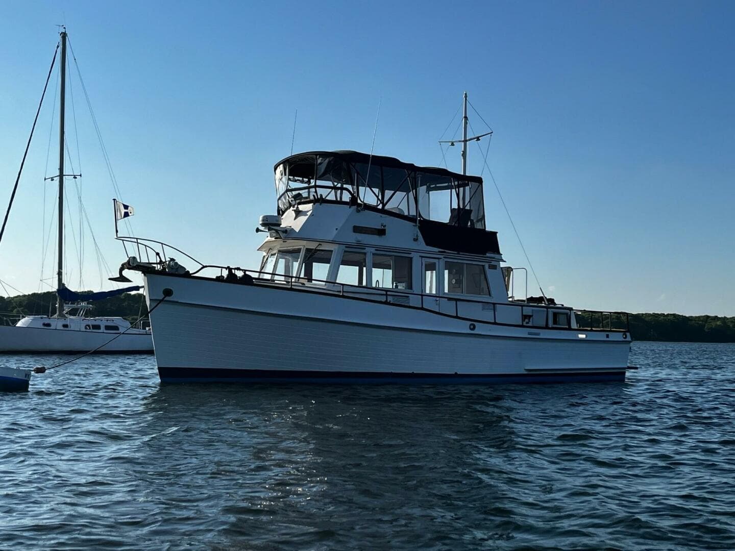 1976 Grand Banks 42 Classic