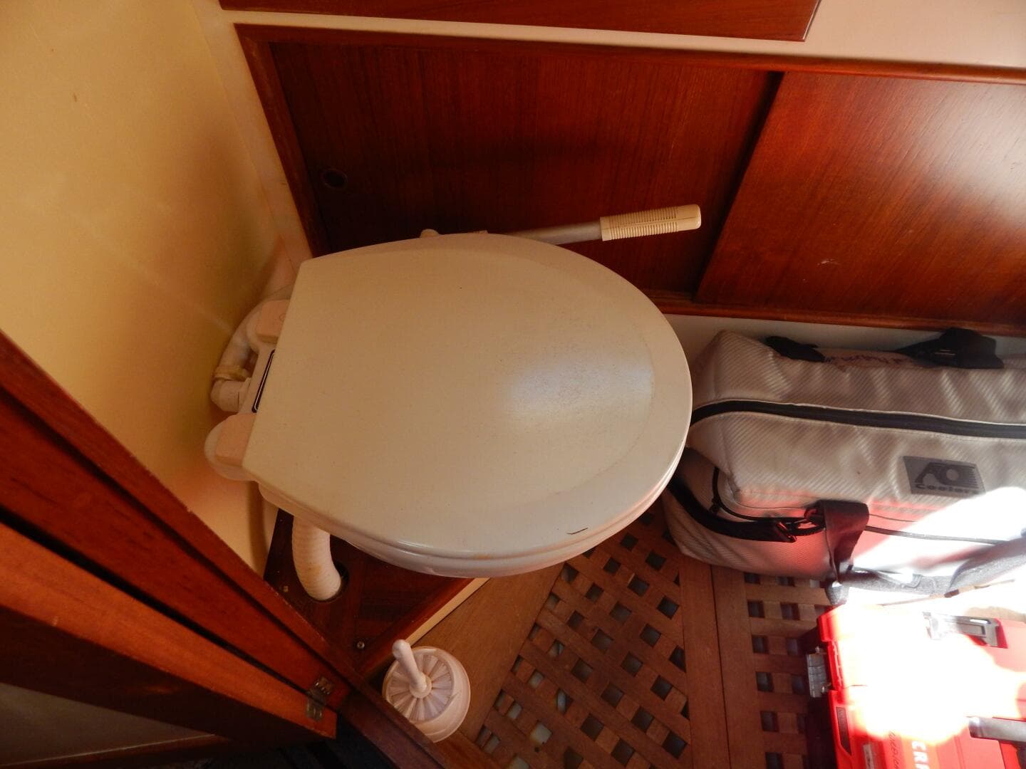 1976 Grand Banks 42 Classic