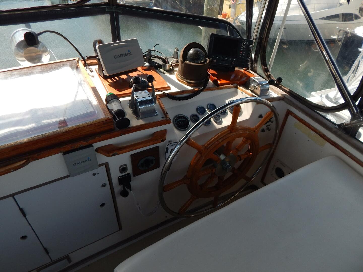 1976 Grand Banks 42 Classic