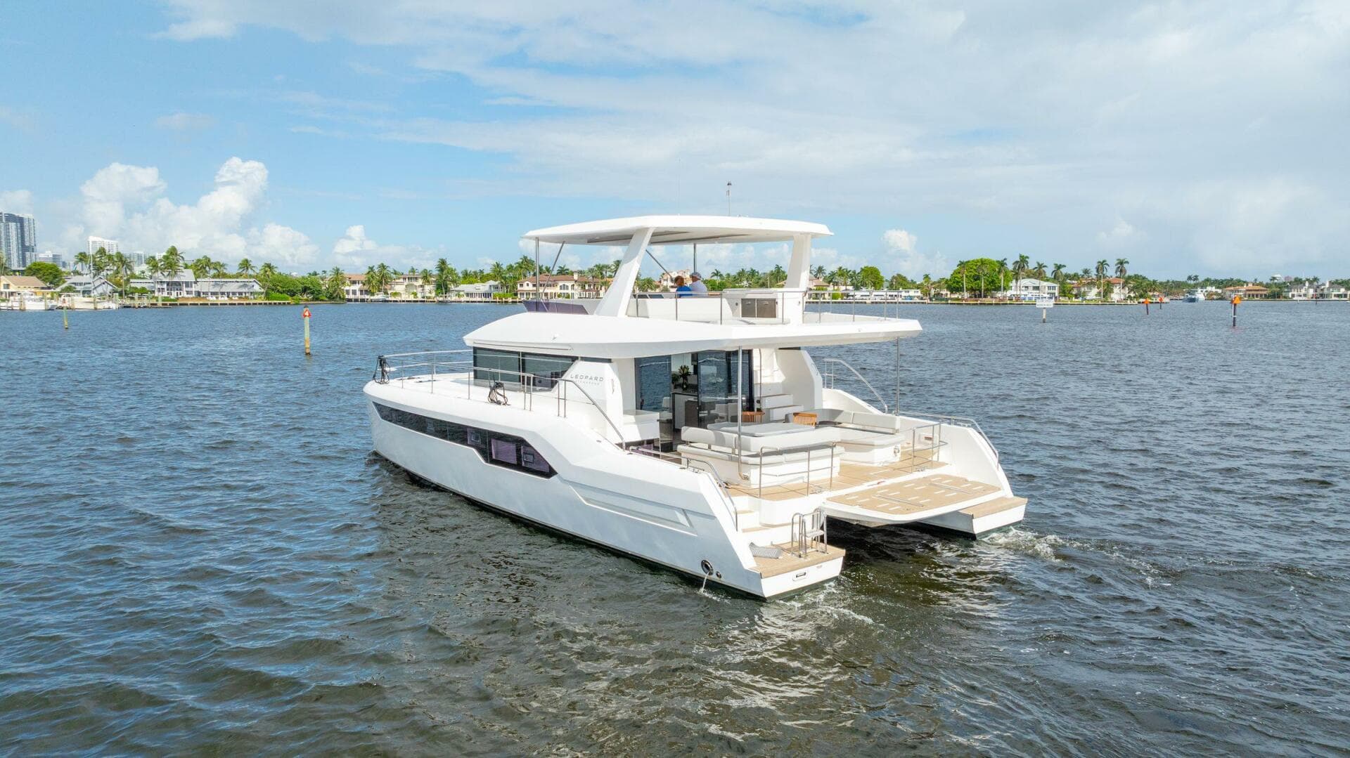 2024-leopard-53-powercat-power-9567478-20241029120506631-1_XLARGE.jpg
