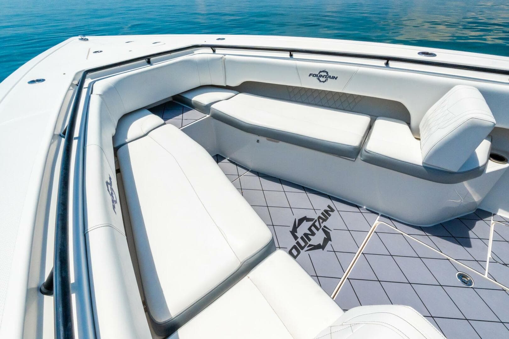 2020 Fountain 38 Center Console