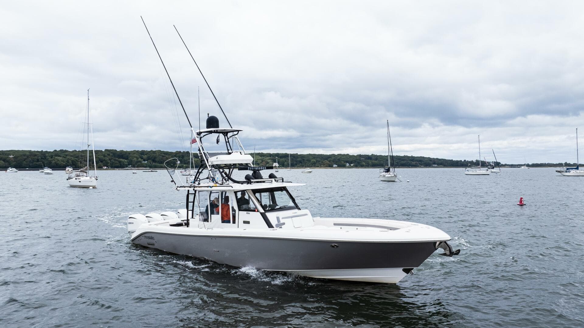 2017 Everglades 435 CC