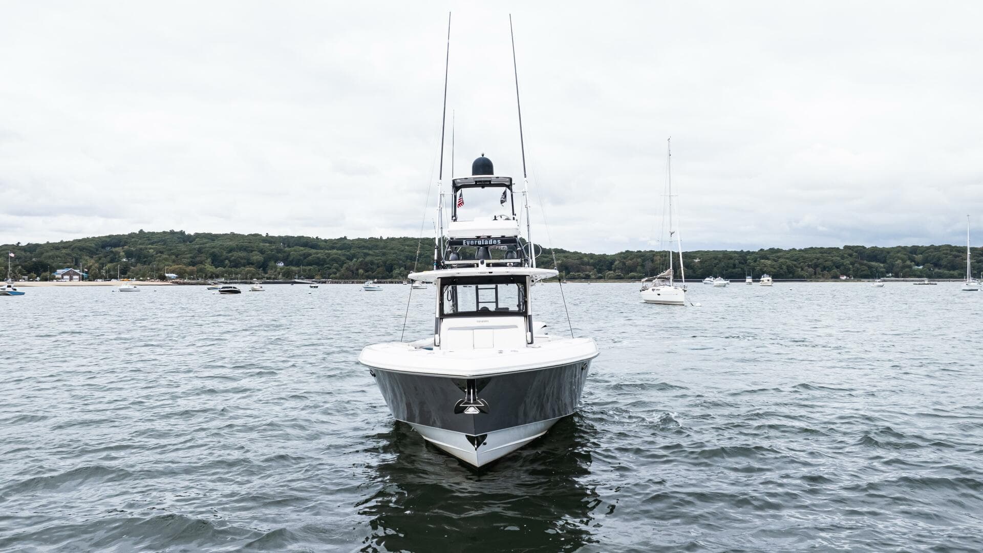 2017 Everglades 435 CC