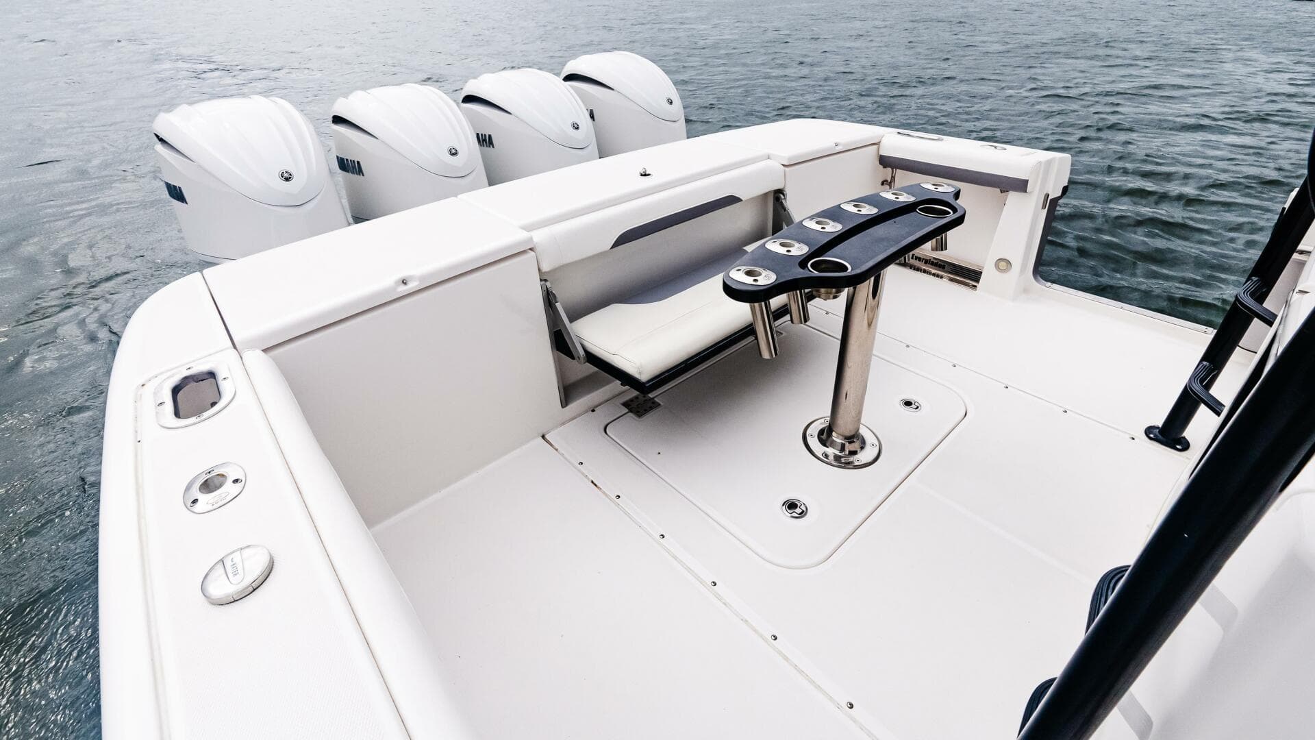 2017 Everglades 435 CC