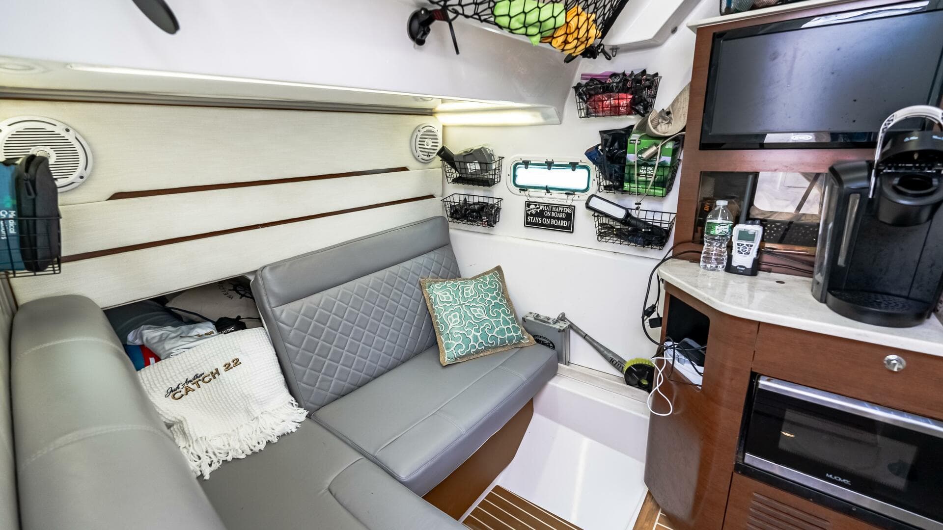 2017 Everglades 435 CC