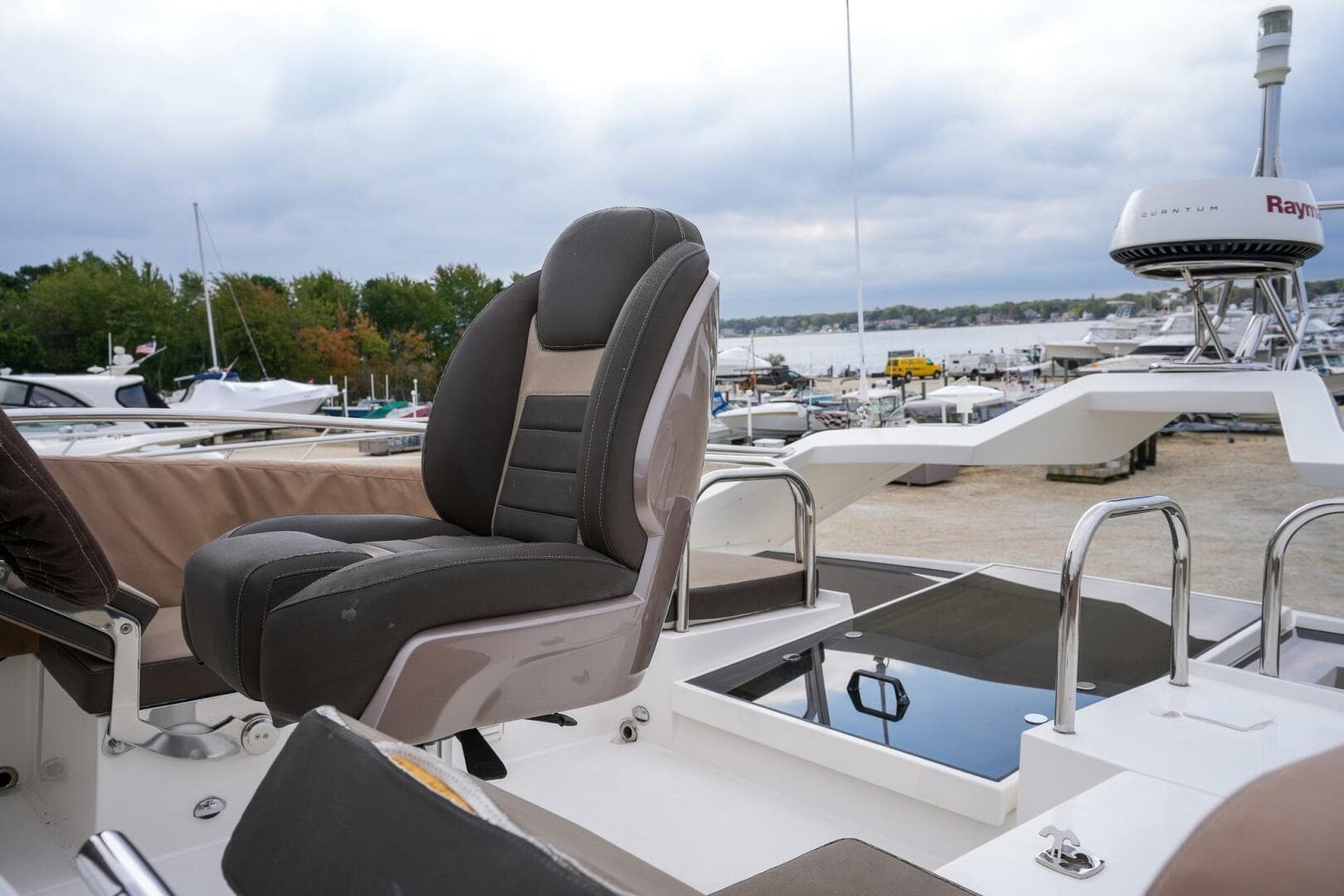 2017 Galeon 43 SKY