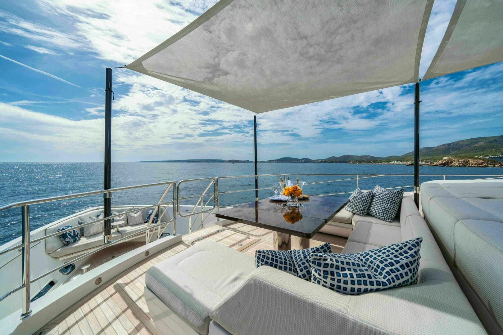 2016 Sunseeker Sunseeker 131 Yacht