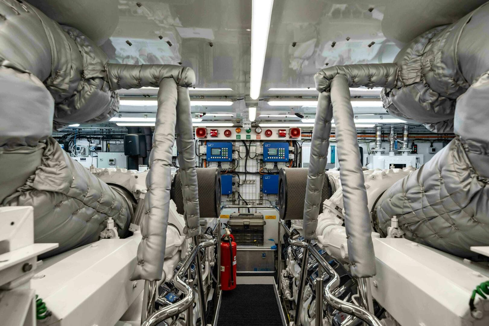 2016 Sunseeker Sunseeker 131 Yacht