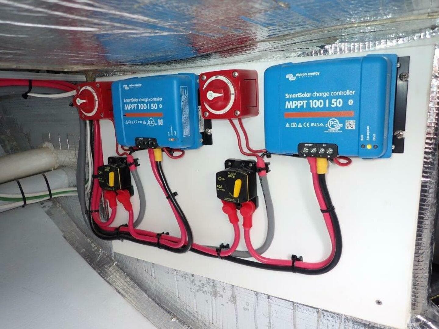 Launch 45 BLUE JACKET -Engine Room