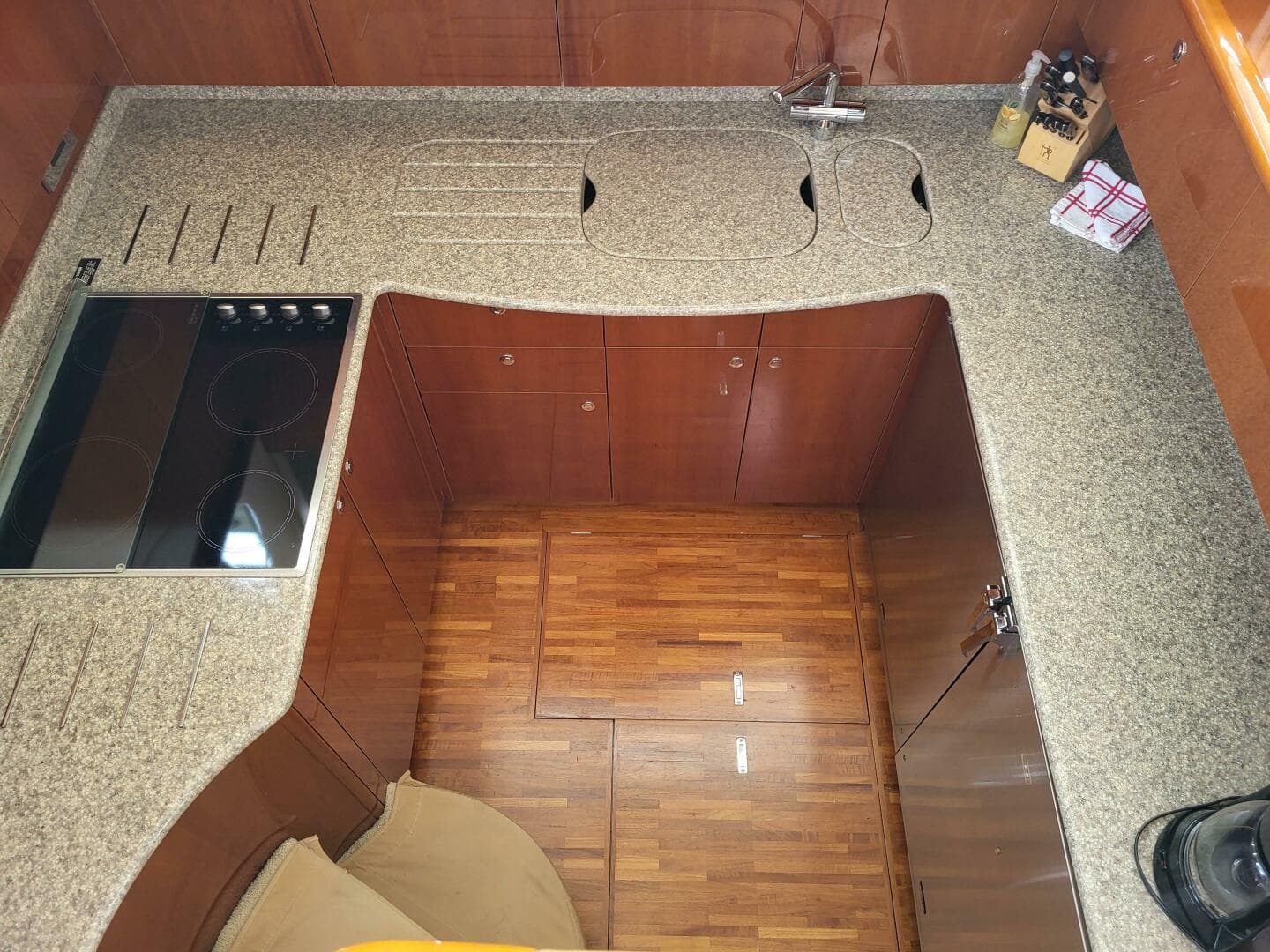 2006 Viking Sport Cruisers 61 Flybridge