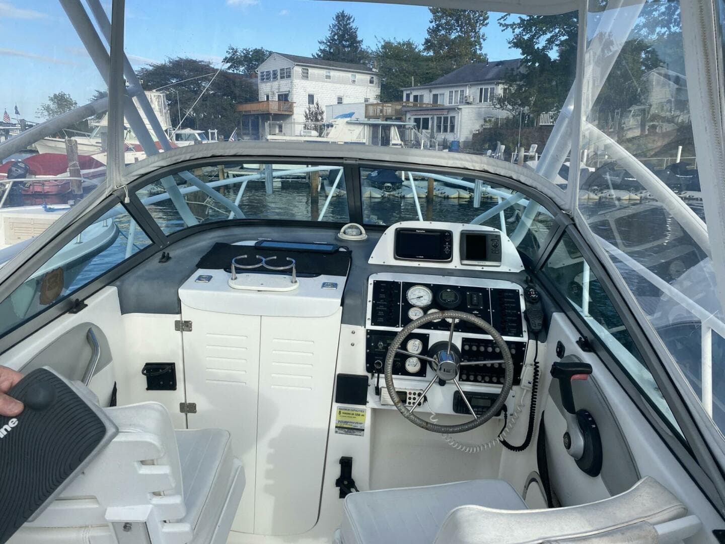 1999 Bayliner 2052 Trophy