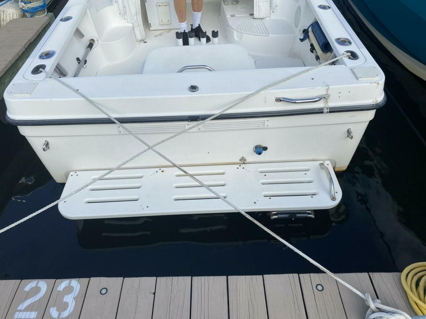 1999 Bayliner 2052 Trophy