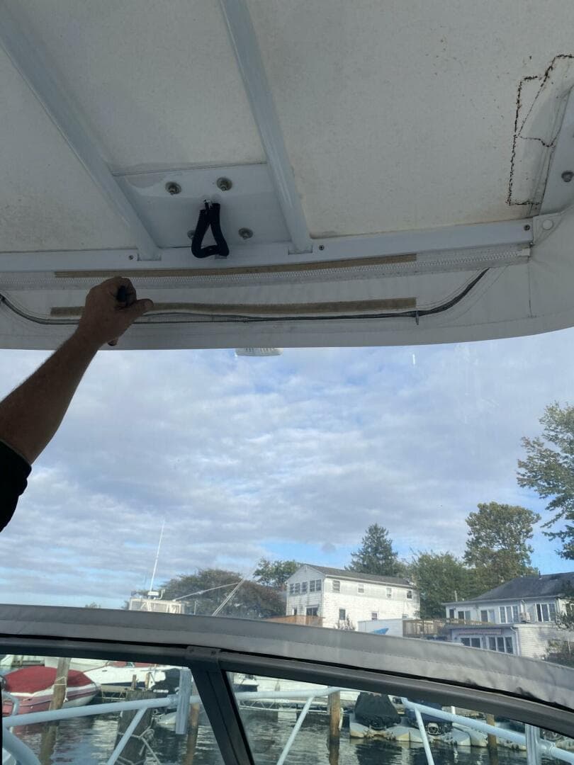 1999 Bayliner 2052 Trophy