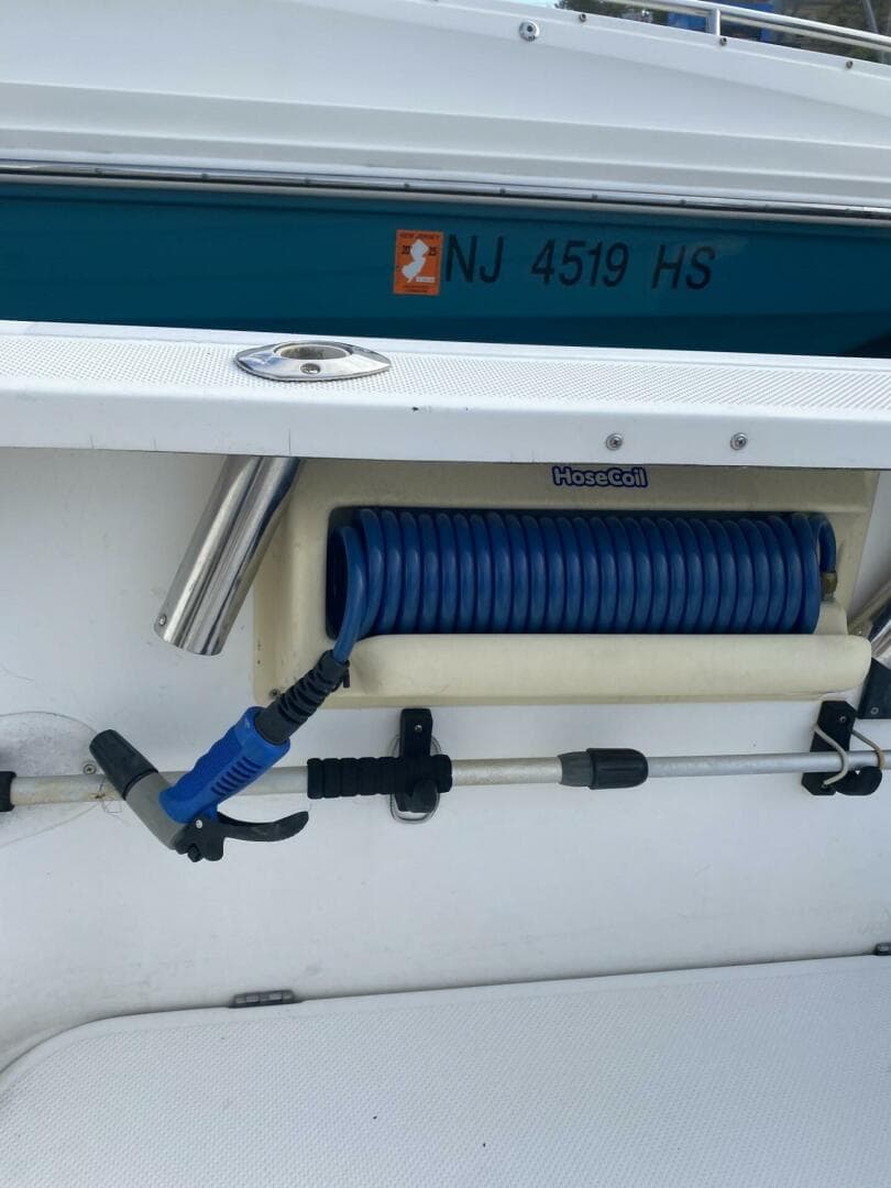 1999 Bayliner 2052 Trophy