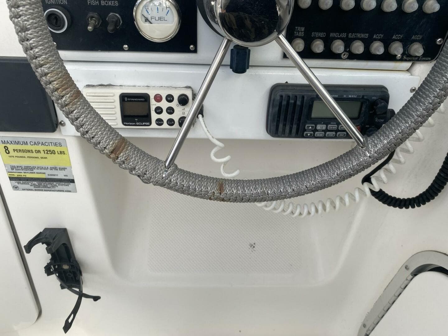 1999 Bayliner 2052 Trophy