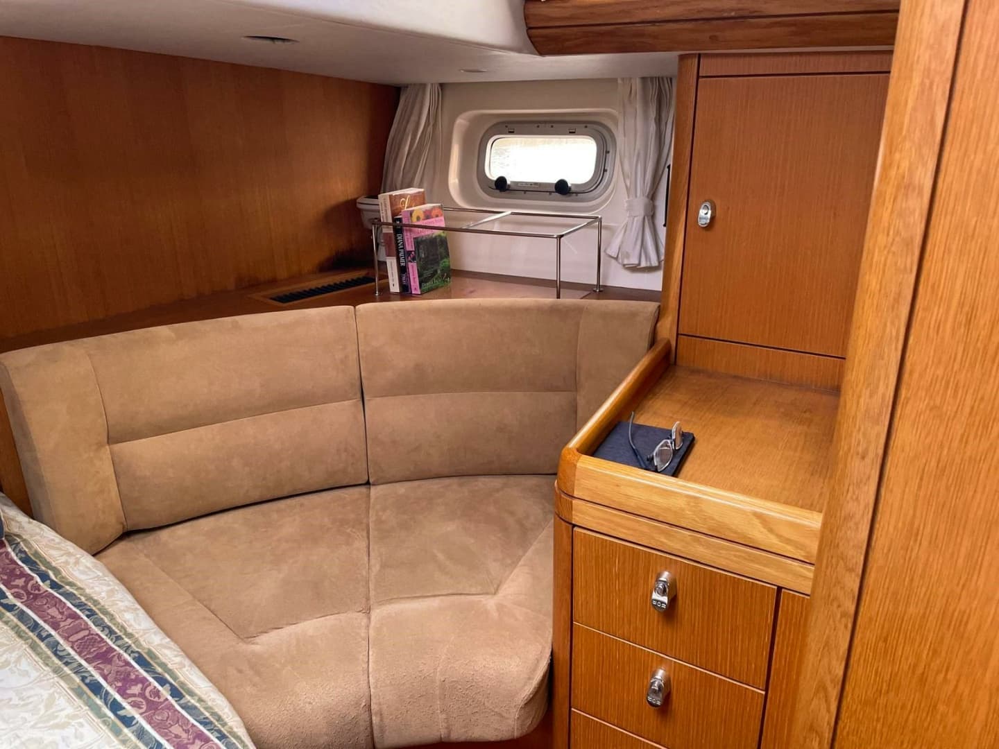 2003 Oyster Yachts 