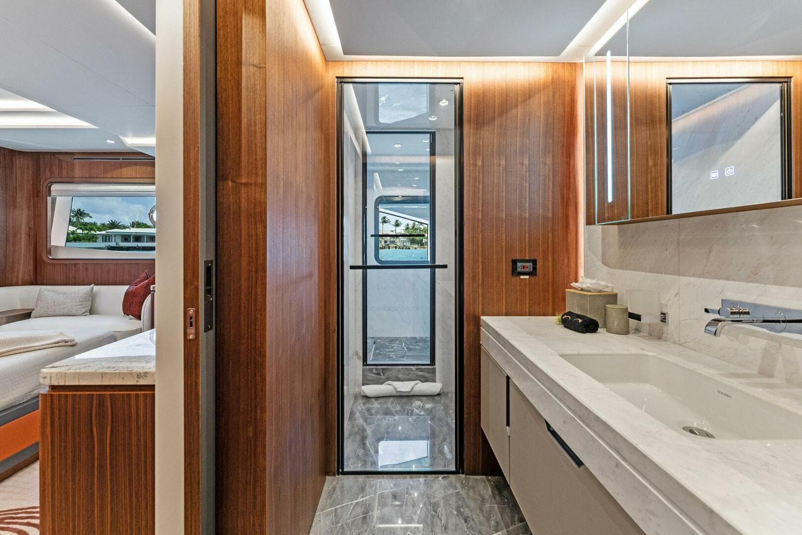 2024 Aquitalia Yachts Flybridge