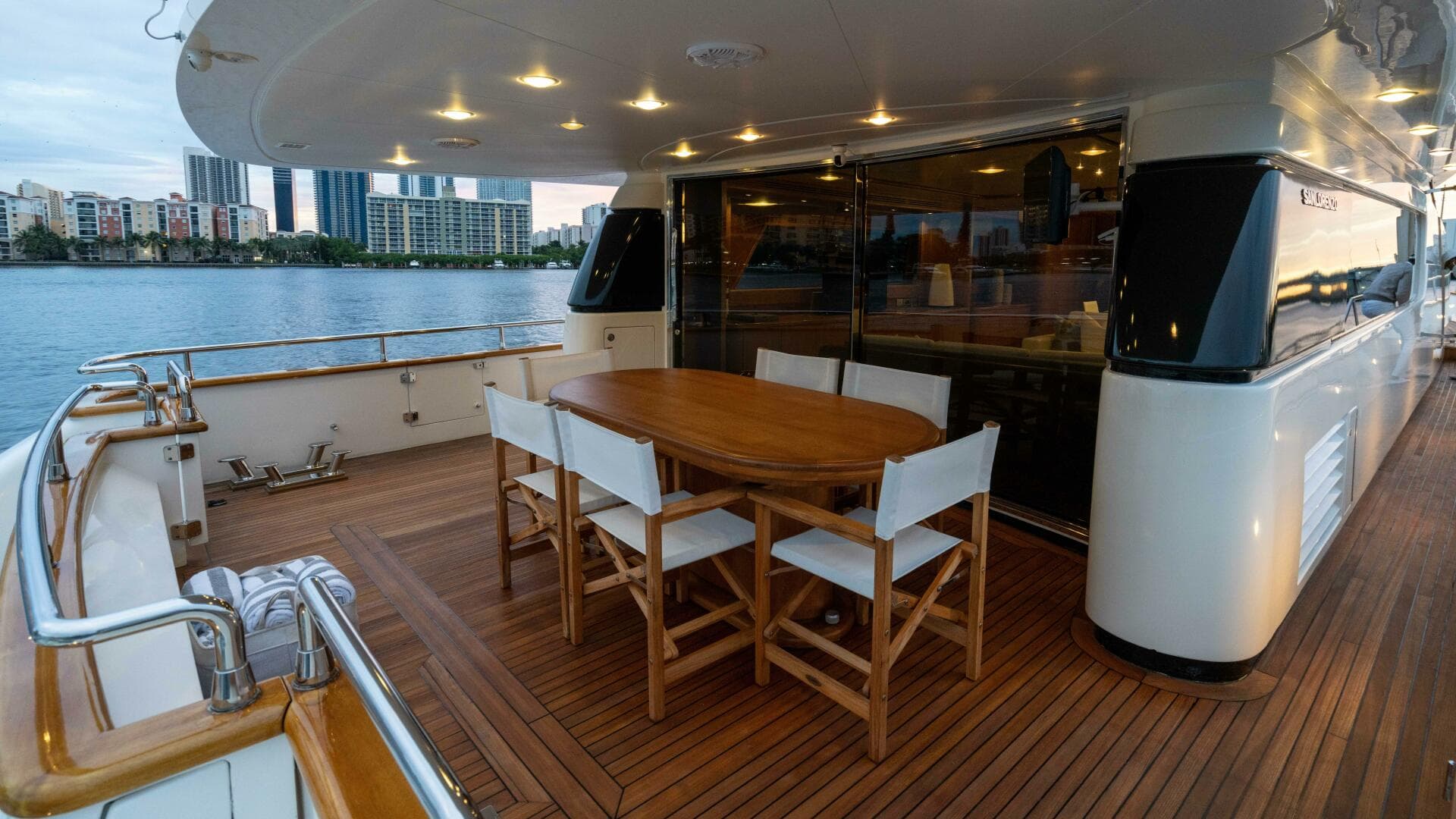 2005 Sanlorenzo SL82