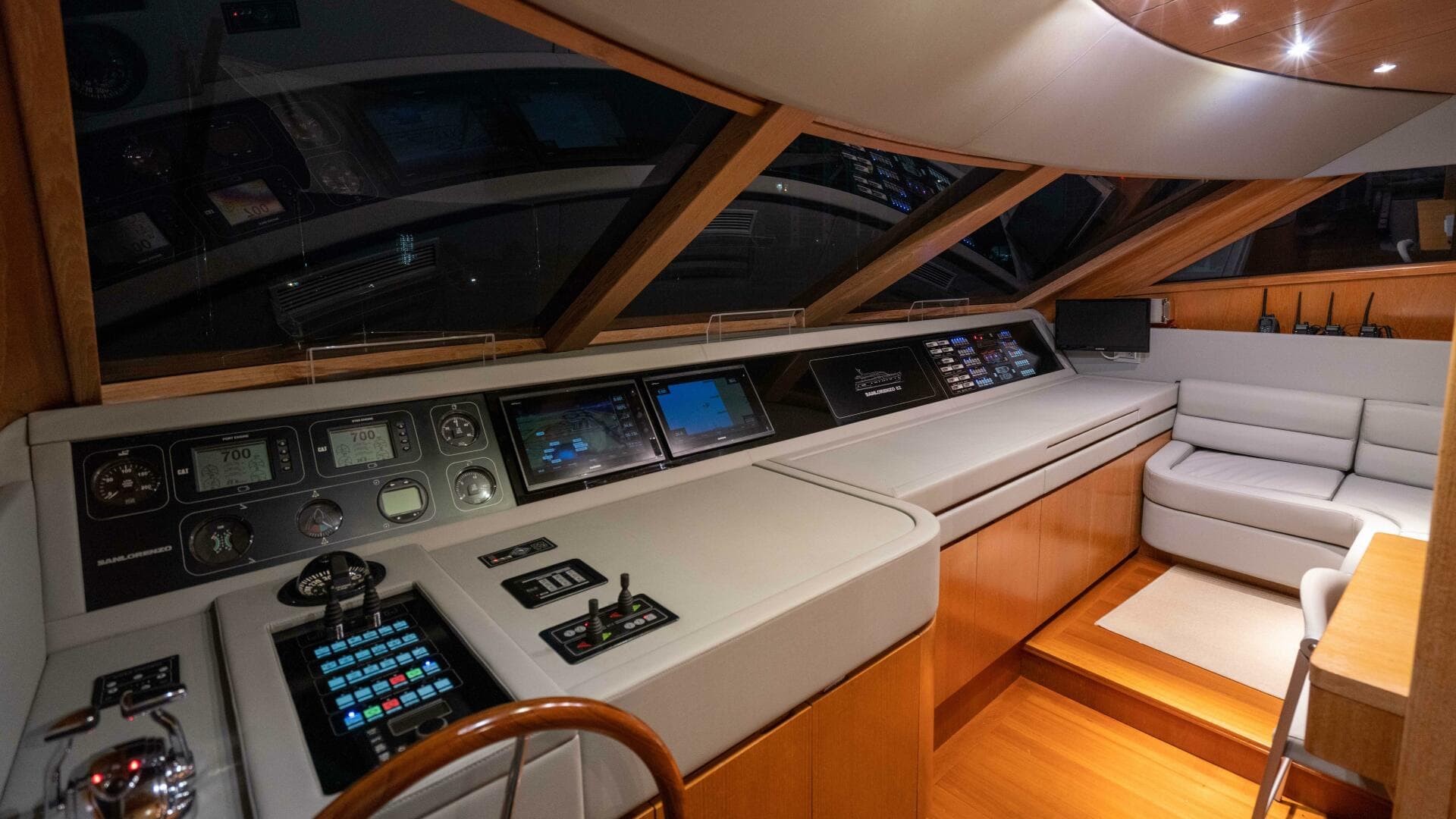 2005 Sanlorenzo SL82