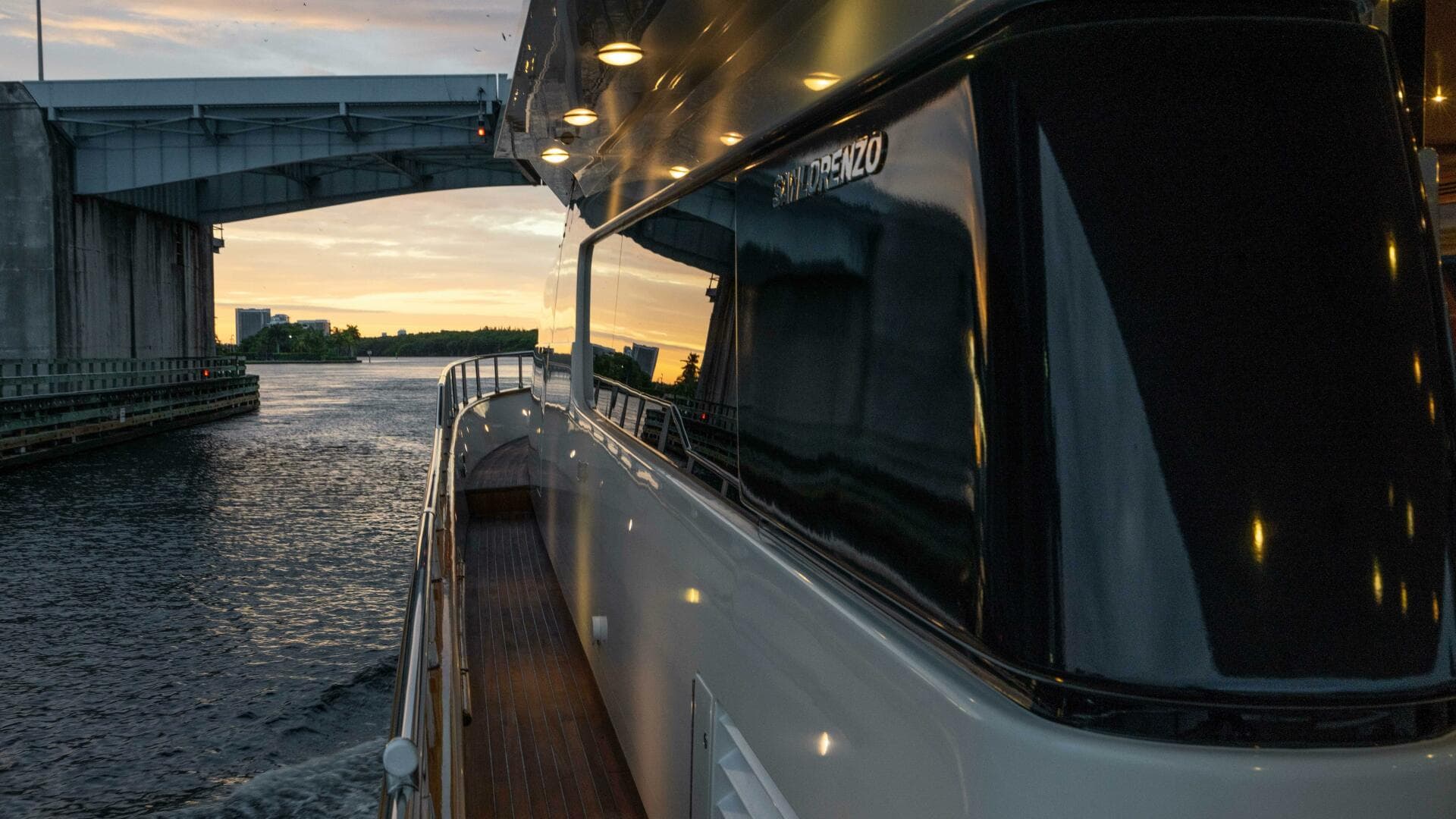 2005 Sanlorenzo SL82